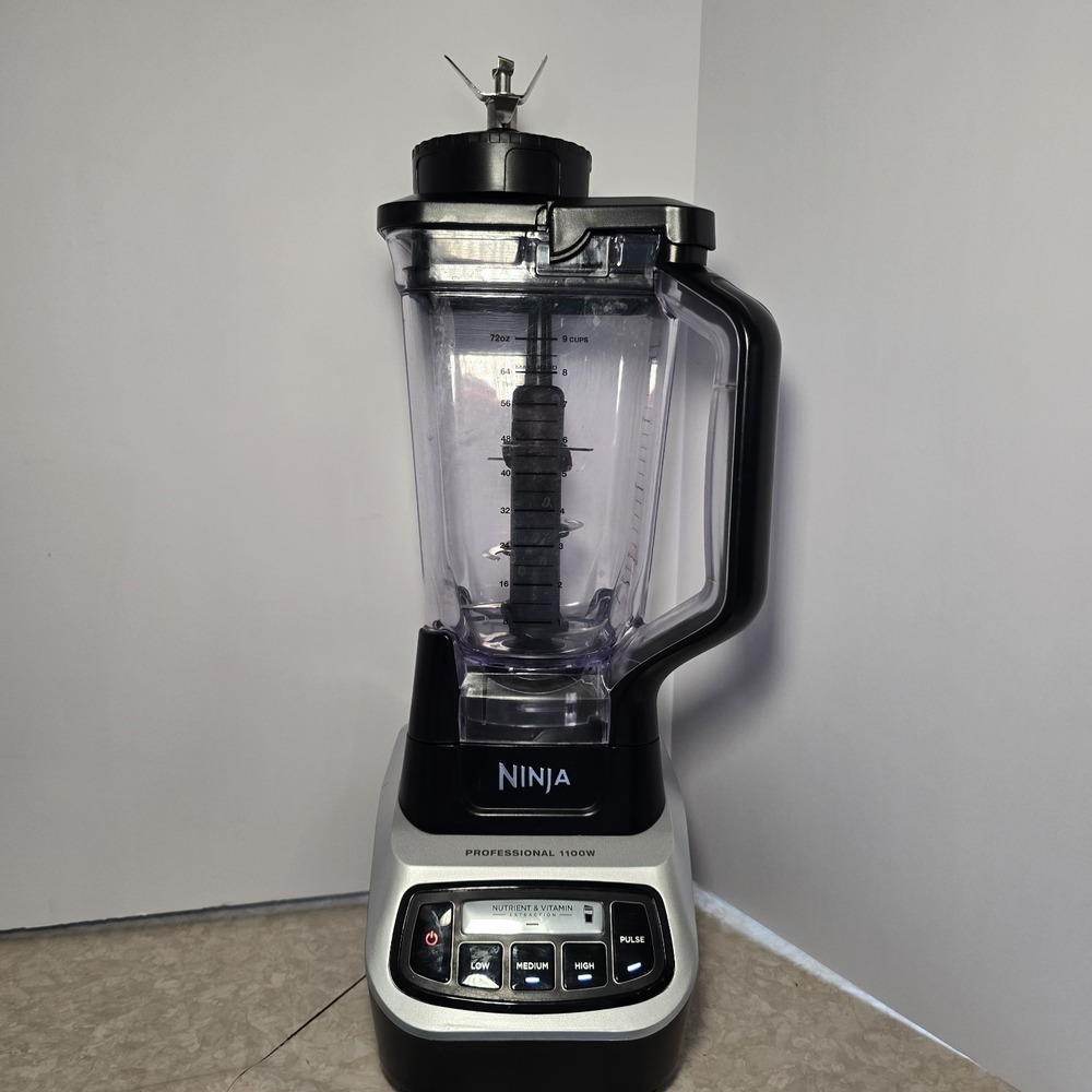 Ninja BL621 Professional Blender - Black 1100W Tested Works EUC